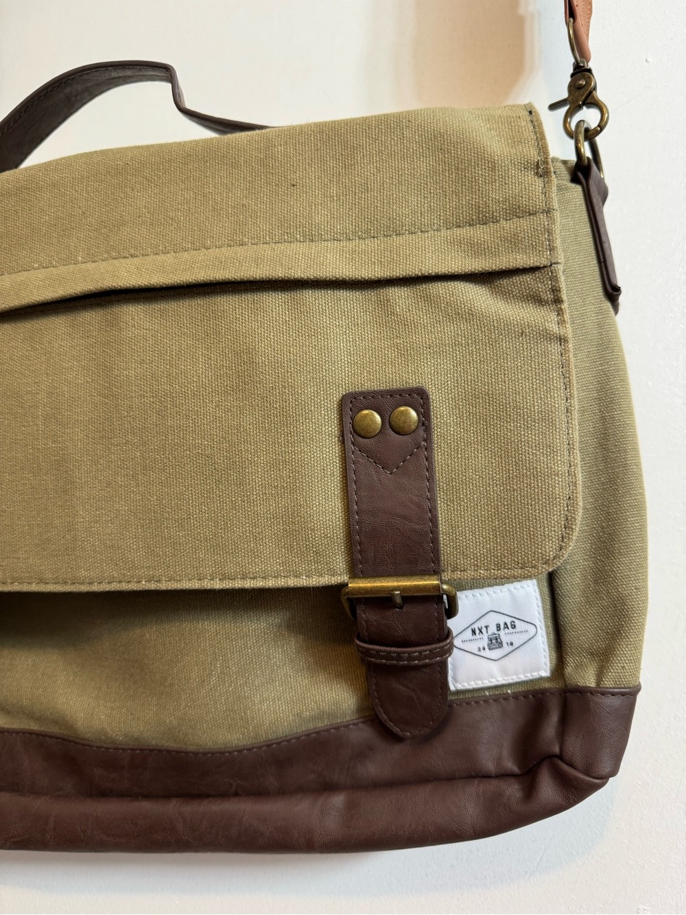 NXT BAG Messenger Bag - Picture 4 of 16